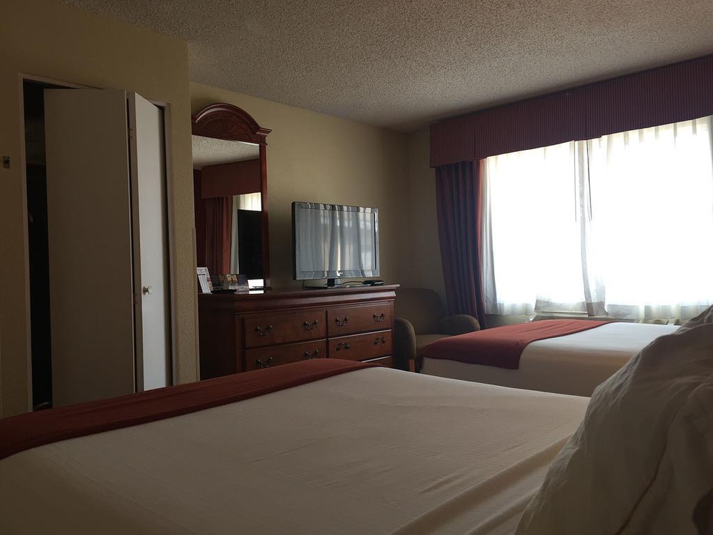 Baymont Inn & Suites By Wyndham Holbrook Kültér fotó