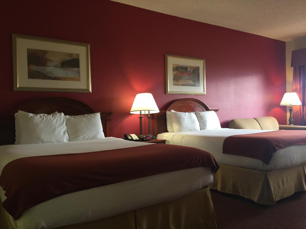 Baymont Inn & Suites By Wyndham Holbrook Kültér fotó
